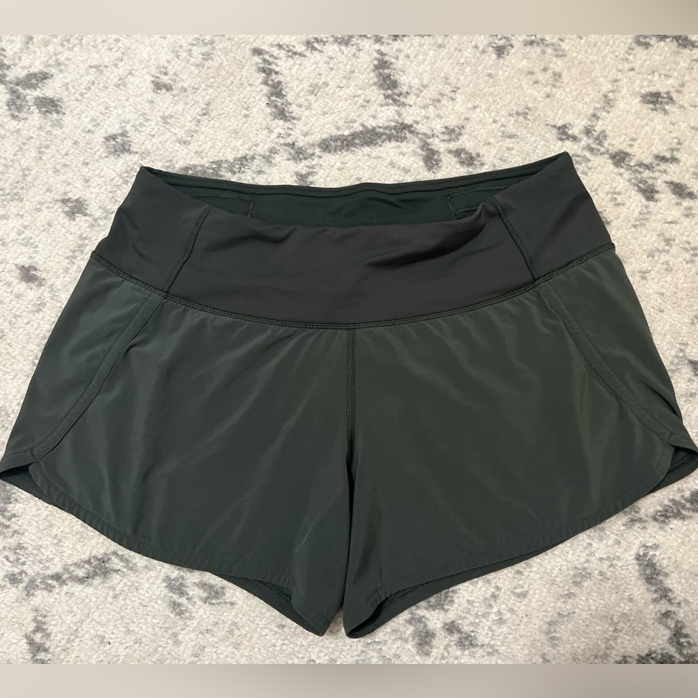 Lululemon Run Times II Short 4" Swift Ultra Light Evergreen Women's Sz 6